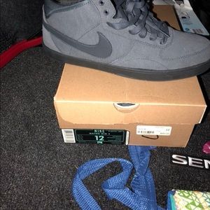 Nike sz 12